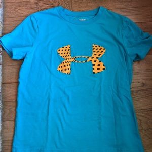 Under Armour tee